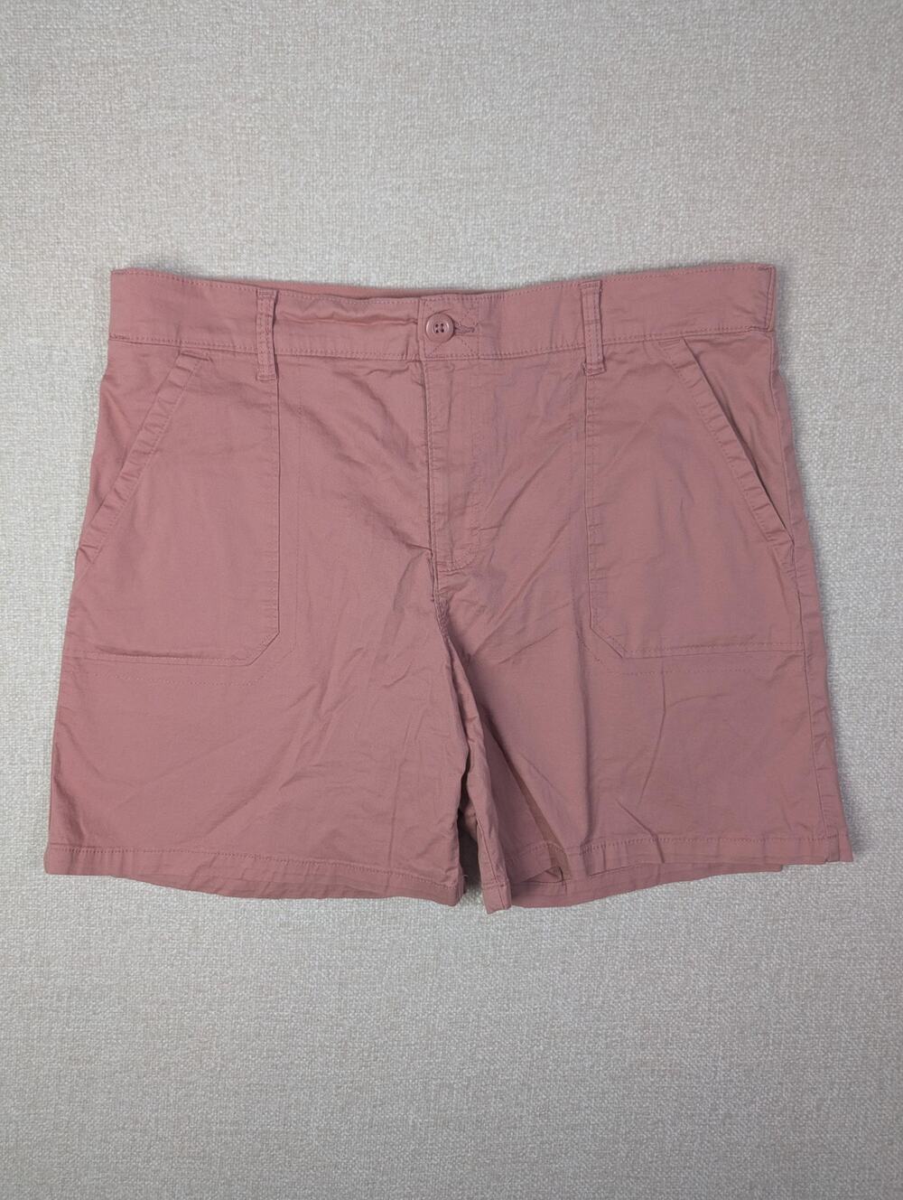 Chic Lee Women's Pink Denim Shorts - Size 16